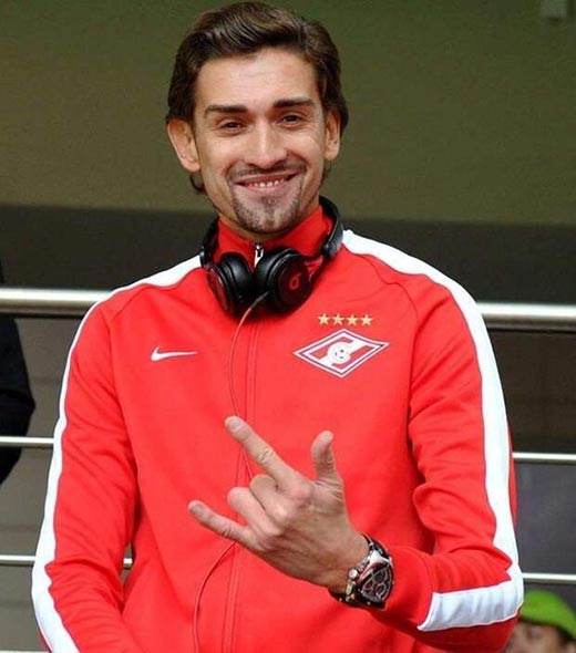 футболист Руслан Нигматуллин