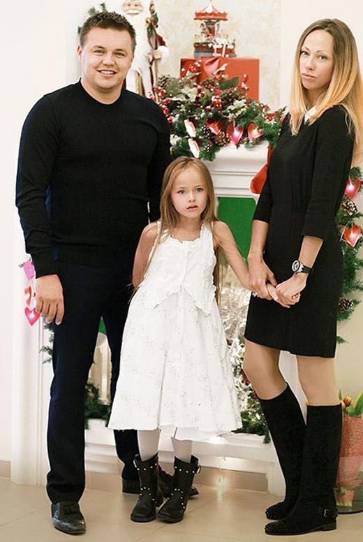 Руслан Пименов с женой Гликерией и дочерью Кристиной