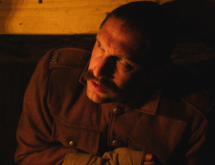 Сэм Хэзелдайн в фильме Война под землёй