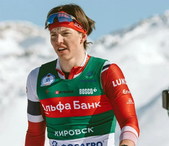 лыжник Савелий Коростелев