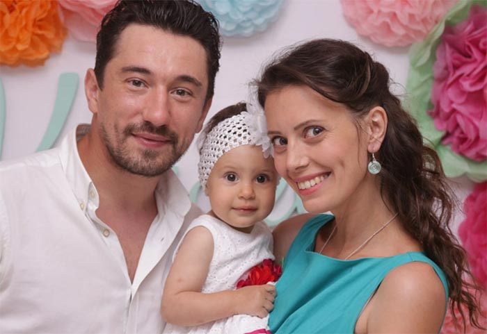 Сергей Колос и Юлия Скороход с дочерью