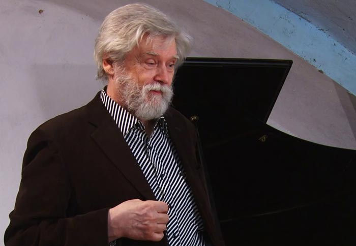 скрипач Сергей Пищугин