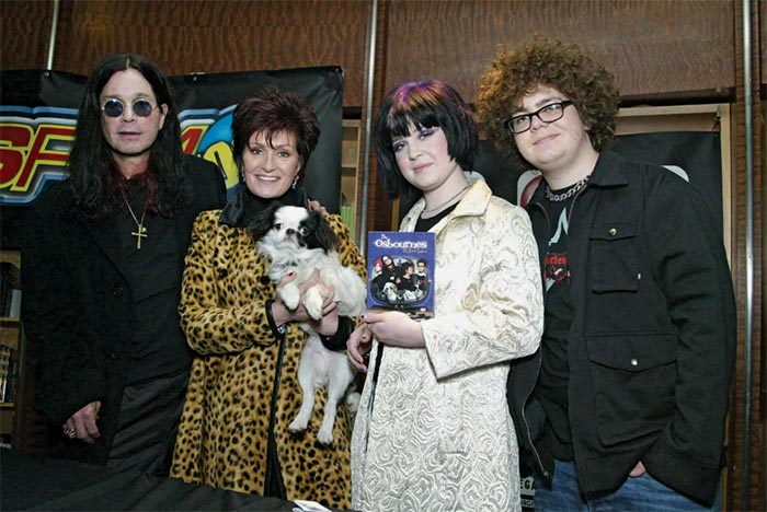 Шэрон Осборн в шоу Семейка Осборнов