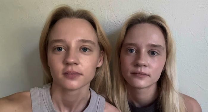 Софья и Полина Абрашкины