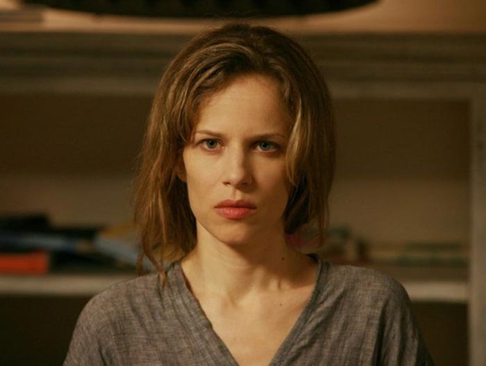 Соня Бергамаско в фильме Джулия не ходит на свидание вечером