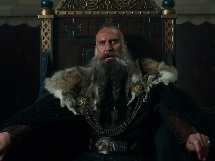 Сёрен Пильмарк в роли Свена Вилобородого