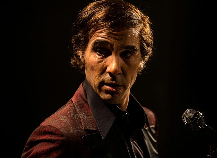 Тахар Рахим в фильме Месье Азнавур