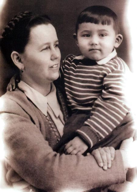 Талгат Мусабаев: биография, полеты в космос, новости, личная жизнь ...