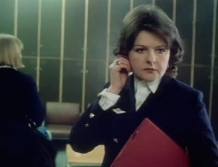 Тамара Котикова в фильме Аэропорт со служебного входа