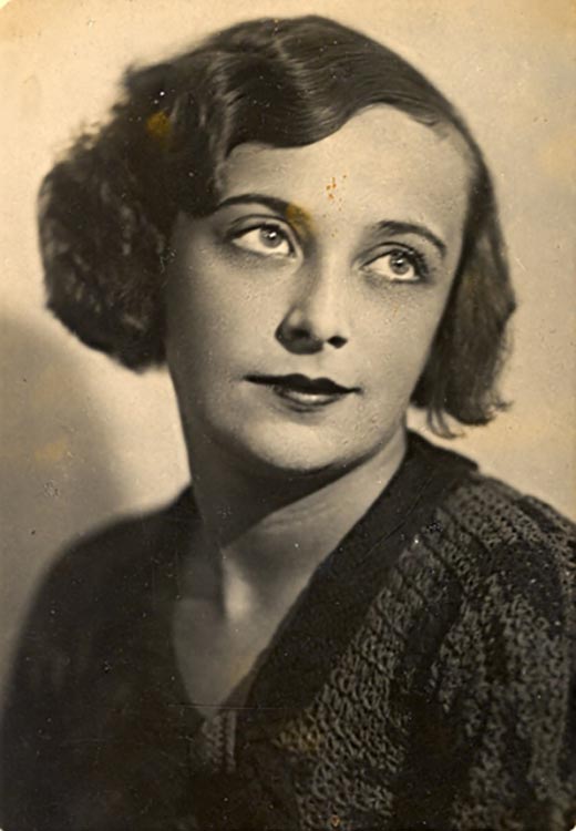 актриса Татьяна Дандрэ