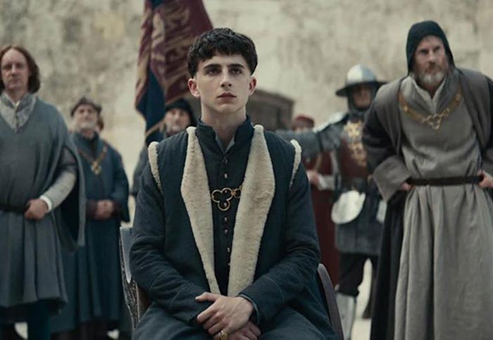 Тимоти Шаламе в роли Генриха V