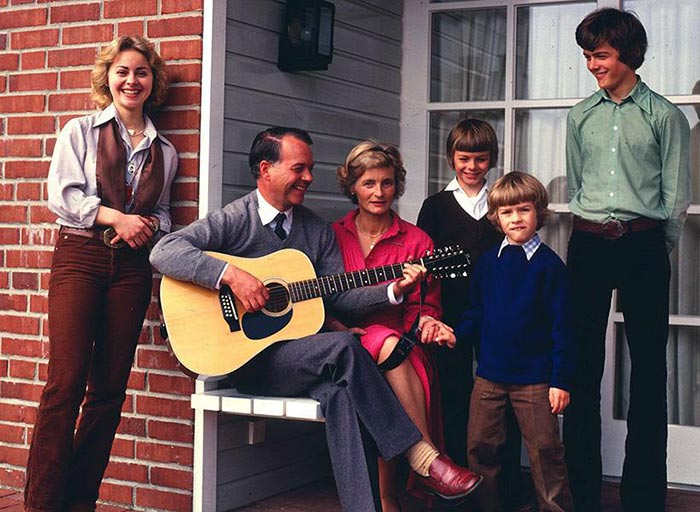 Урсула фон дер Ляйен в юности с родителями