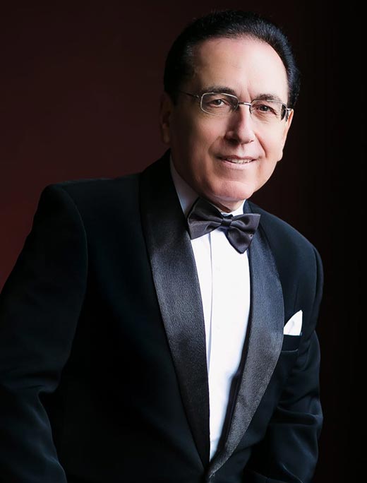 певец Валерий Алиев