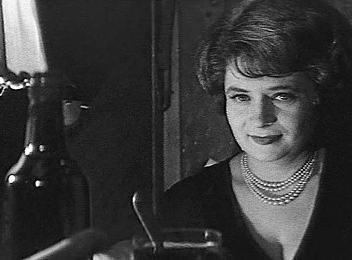 Валерия Бескова в фильме По тонкому льду