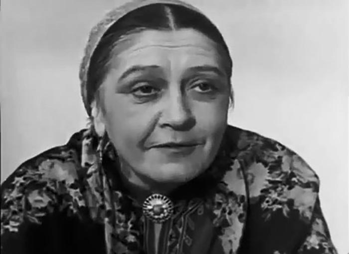 Варвара Сошальская в фильме Петух