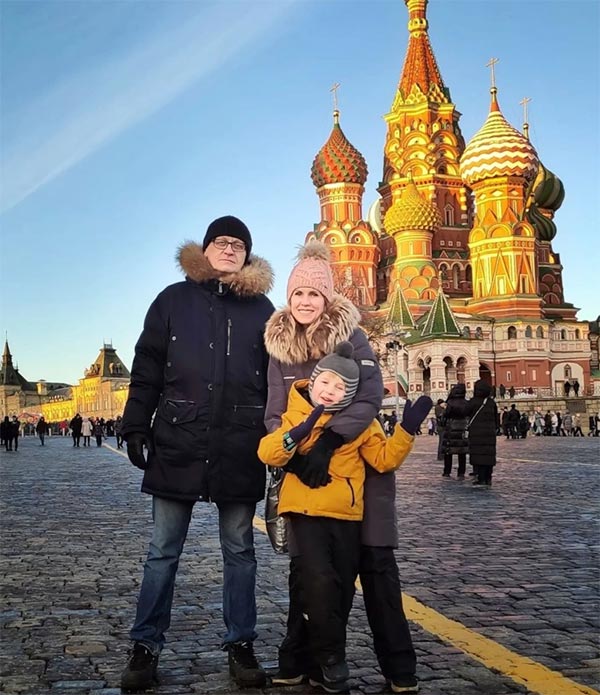 Василий Реутов и Светлана Ваганова с сыном