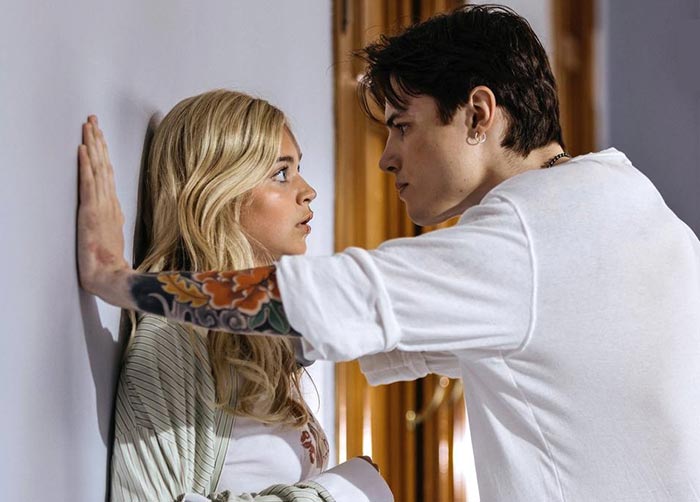 Вероника Журавлева в фильме Твое сердце будет разбито