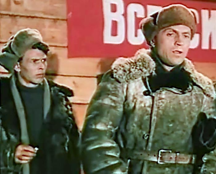 Виктор Перист-Петренко в фильме Далеко от Москвы