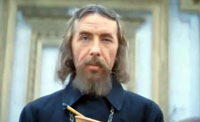 Виктор Степаненко в фильме Под свист пуль