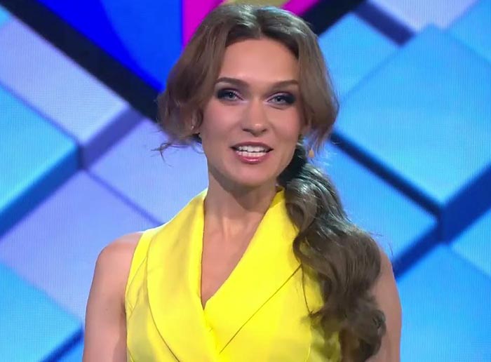 телеведущая Виктория Панина