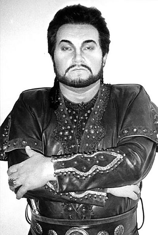 певец Виталий Таращенко