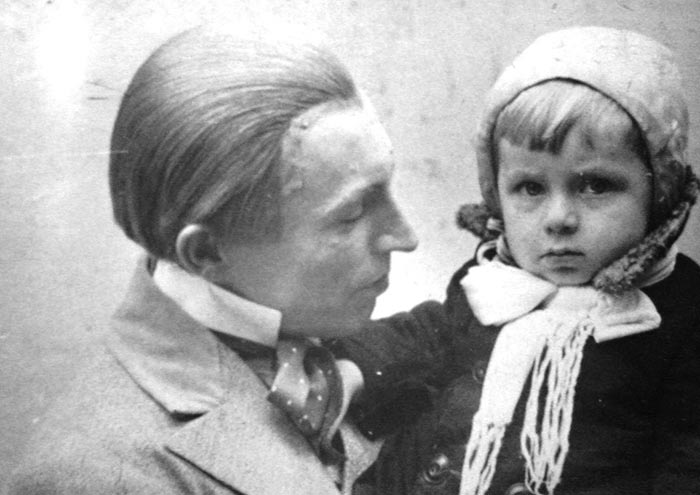 Василий Алексеев с сыном Игорем