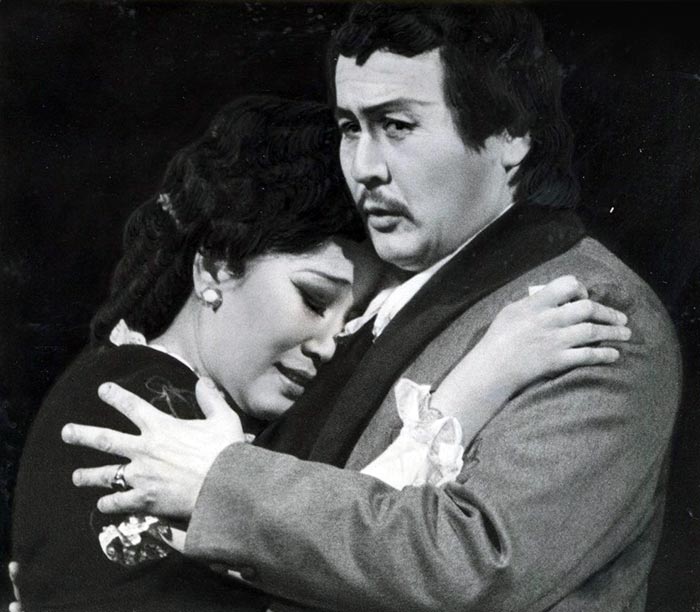 оперный певец Вячеслав Бальжинимаев