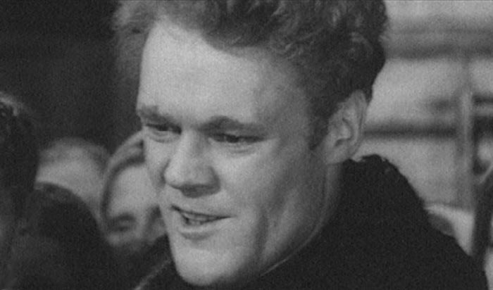 Вячеслав Расцветаев в фильме Письмо из юности