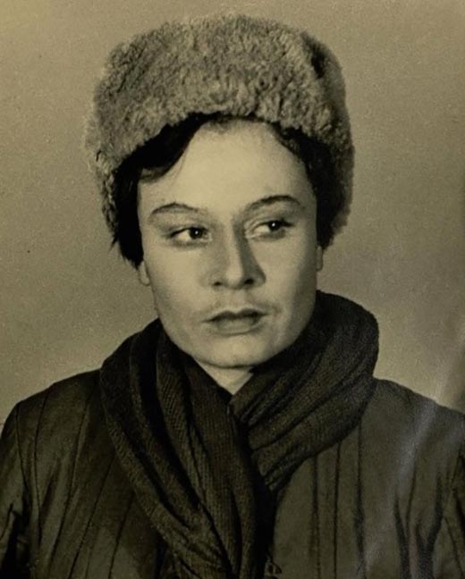 Валентина Попова в молодости