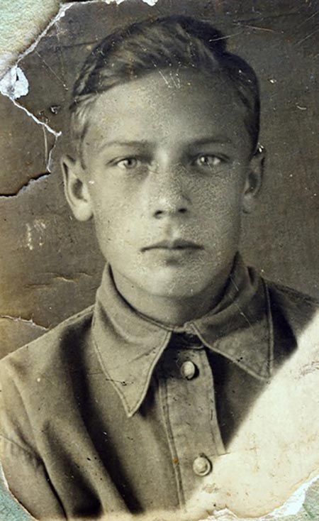 актер Владимир Красносельских