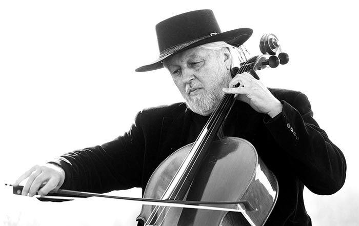 виолончелист Сева Гаккель