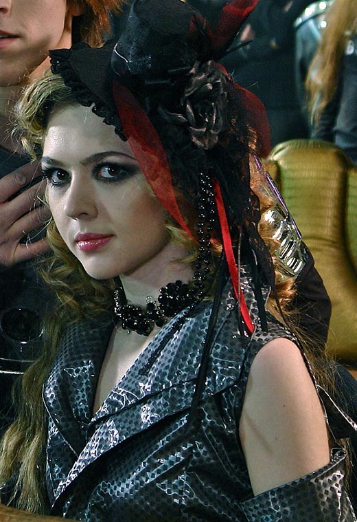 Юлия Кара в фильме Гамлет 2