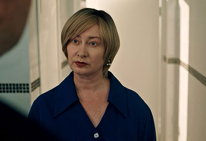 Юлия Левакова в сериале Лица не раскрывать