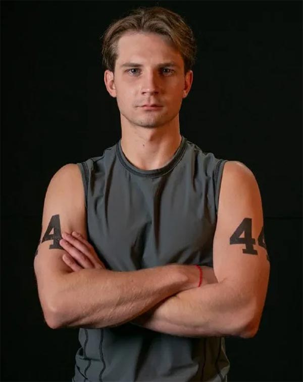 Юрий Яшанькин в шоу Титаны