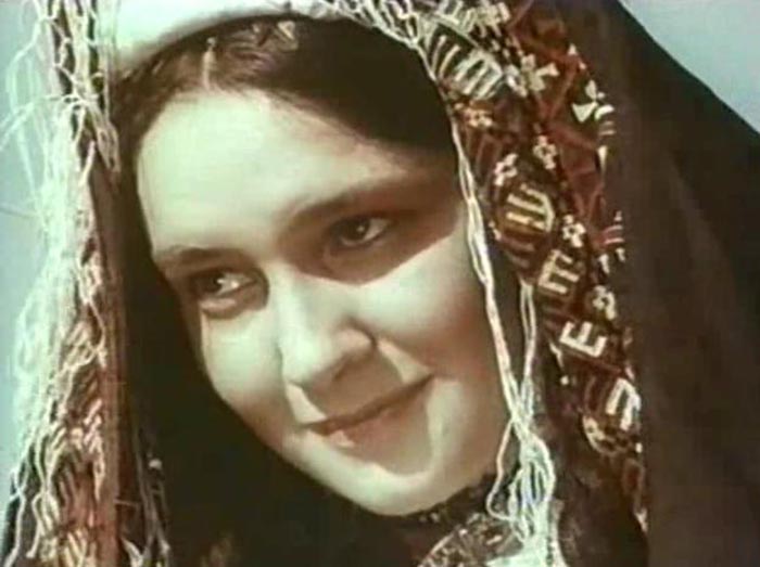 Жанна Смелянская в фильме Решающий шаг