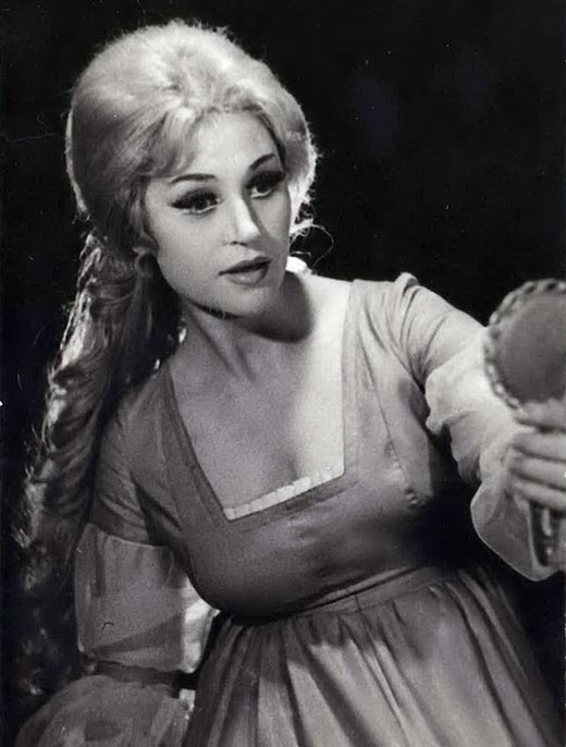 Зоя Солодилова в молодости