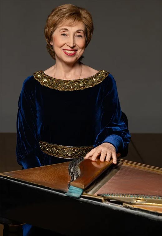 Алла Викторовна Догадова