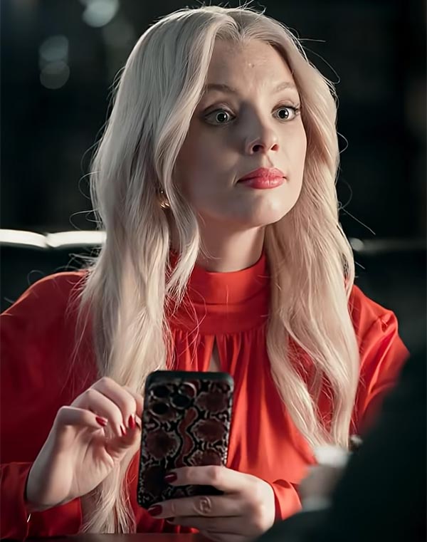 Анна Мосина в сериале Бывшая по вызову