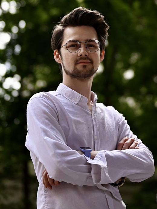 актер Данила Макарычев
