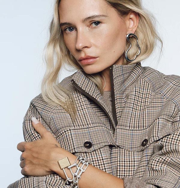 Елена Гуча