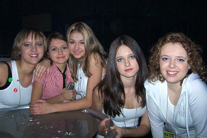 Женя Огурцова и группа «Ранетки»