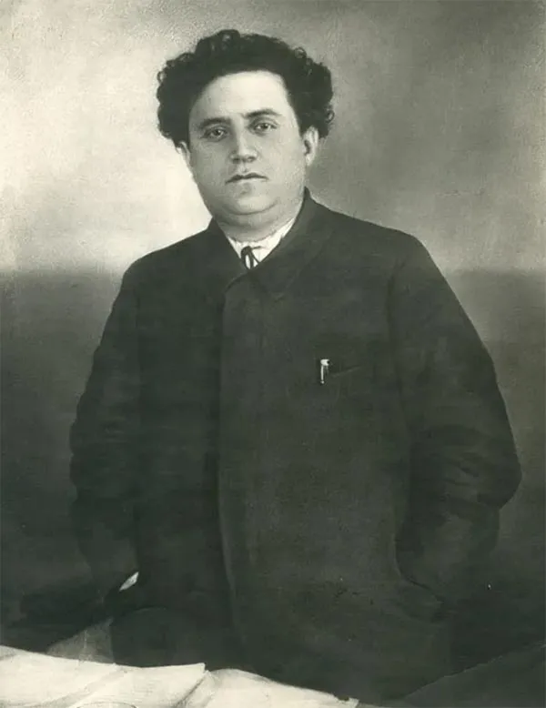 революционер Григорий Зиновьев