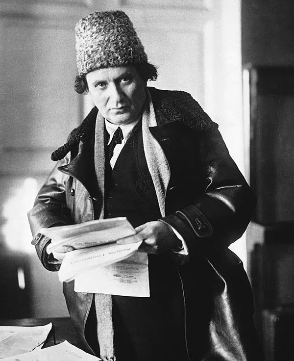 политик Григорий Зиновьев