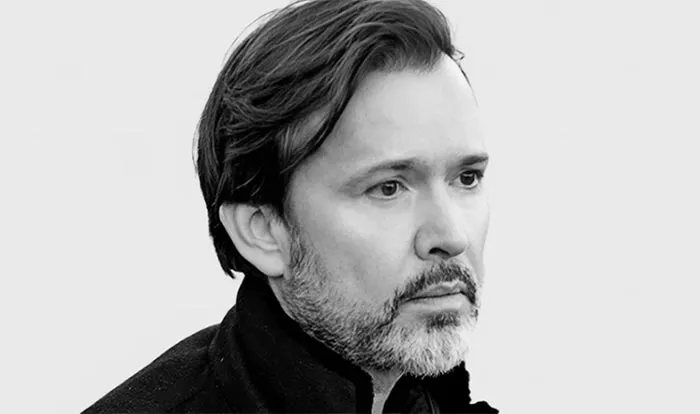 певец Олег Погудин