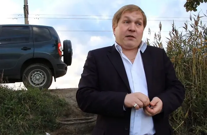 Павел Чернявский в фильме Тень