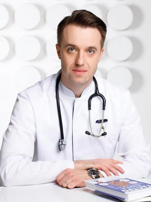 врач-гастроэнтеролог Сергей Вялов
