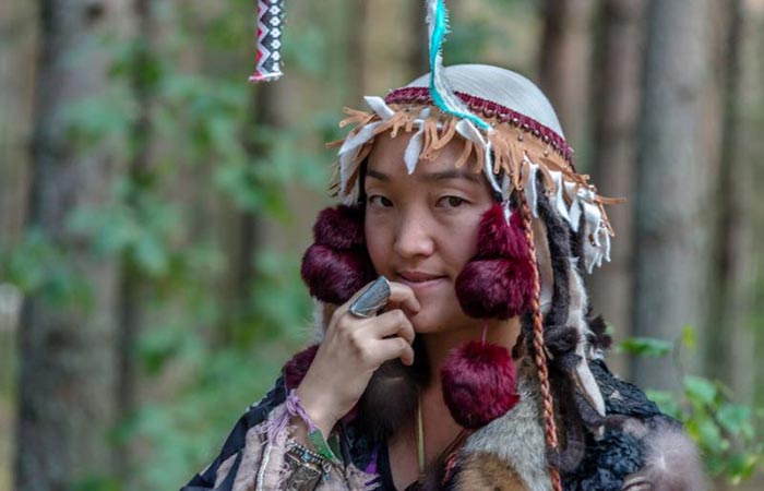 Сэсэг Хапсасова в сериале Пороги