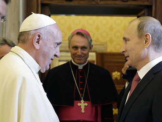 Папа Римский и Владимир Путин 3