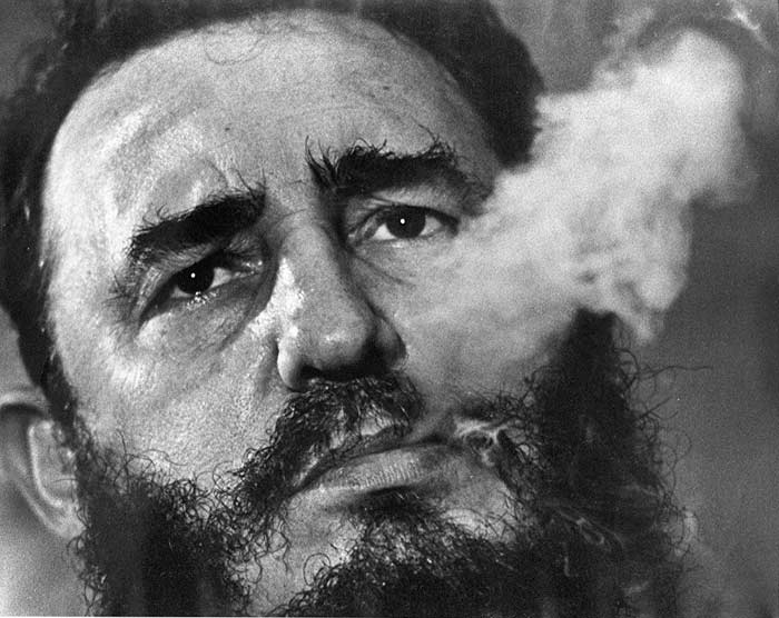 Фидель Кастро с сигарой