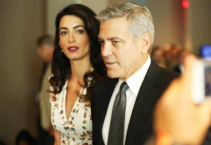 Амаль Клуни в платье